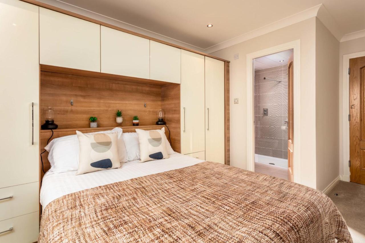 London Gate No1 - Donnini Apartments Килмарнок Экстерьер фото