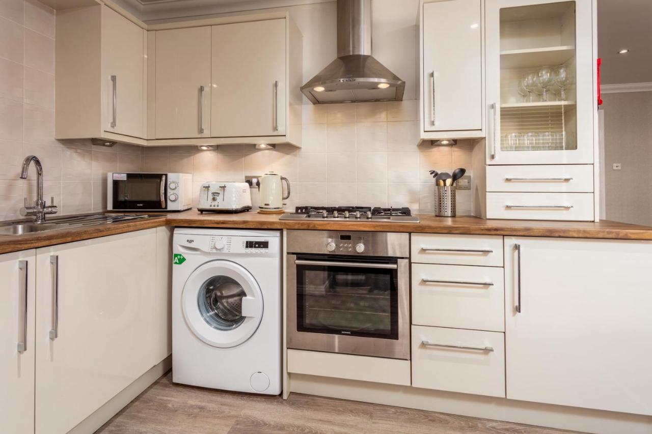 London Gate No1 - Donnini Apartments Килмарнок Экстерьер фото